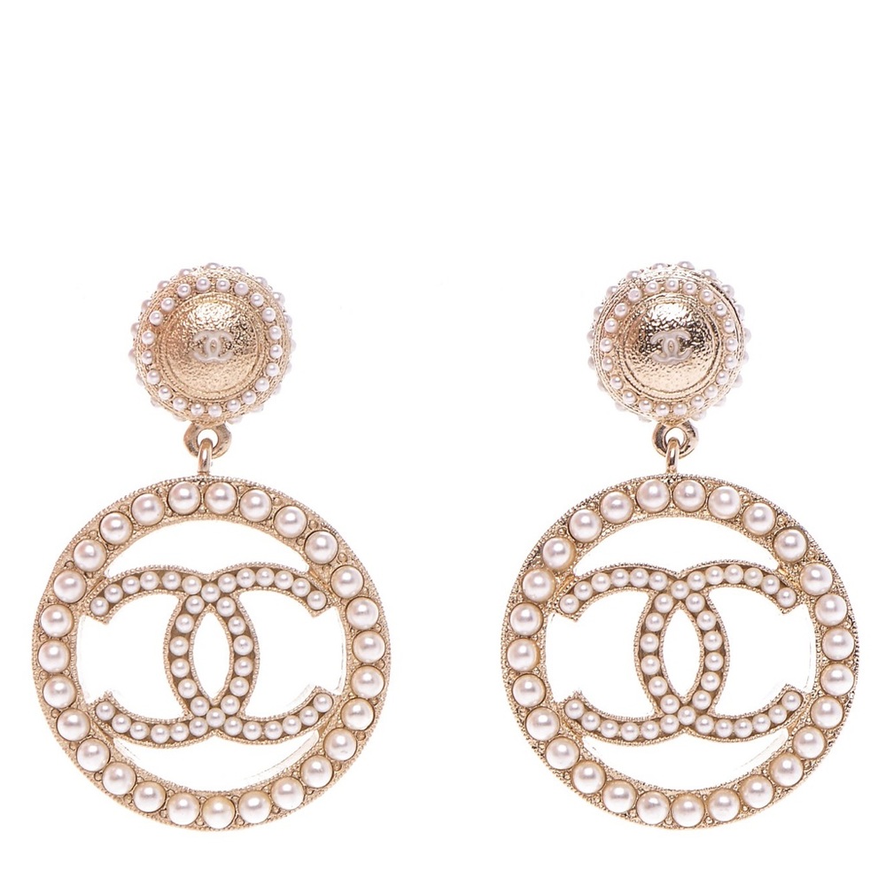 Chanel pearl CC drop earrings